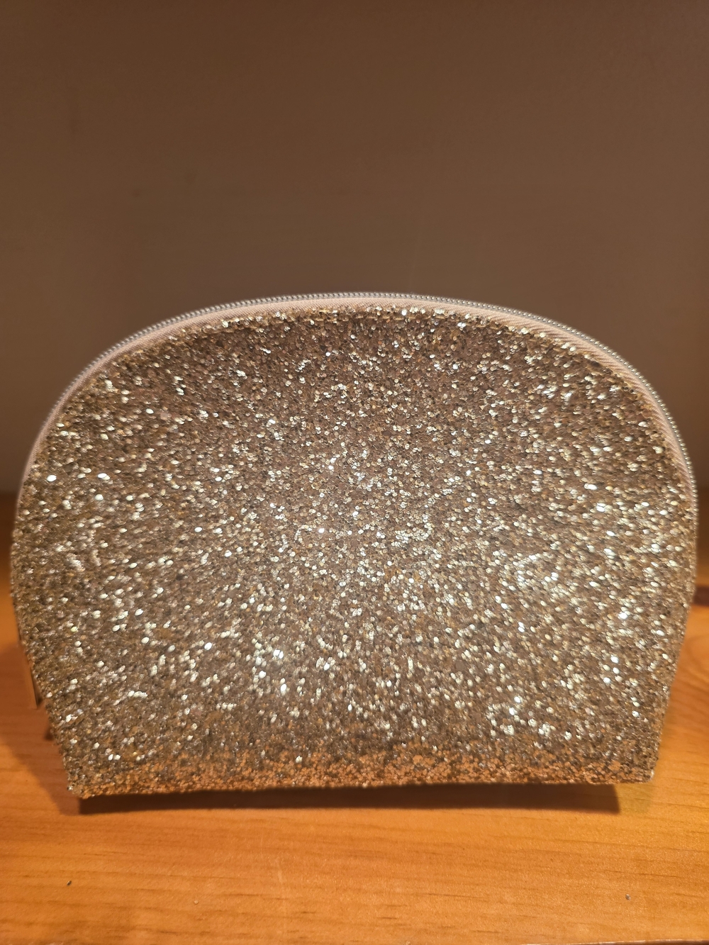 Estee Lauder Cosmetic Bag Sparkling Gold Glitter Zip Closure